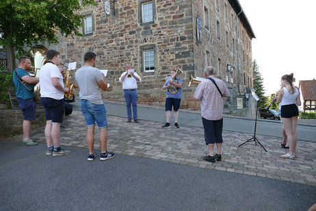 Traditionelles Kirchturmblasen der Naumburger Stadtkapelle